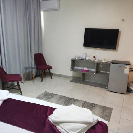 Golden Plaza Hotel Amman Extérieur photo